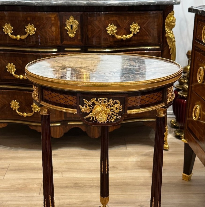 Circular Tripod Side Table-photo-4