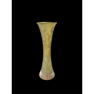Daum Nancy "marguerites" Vase