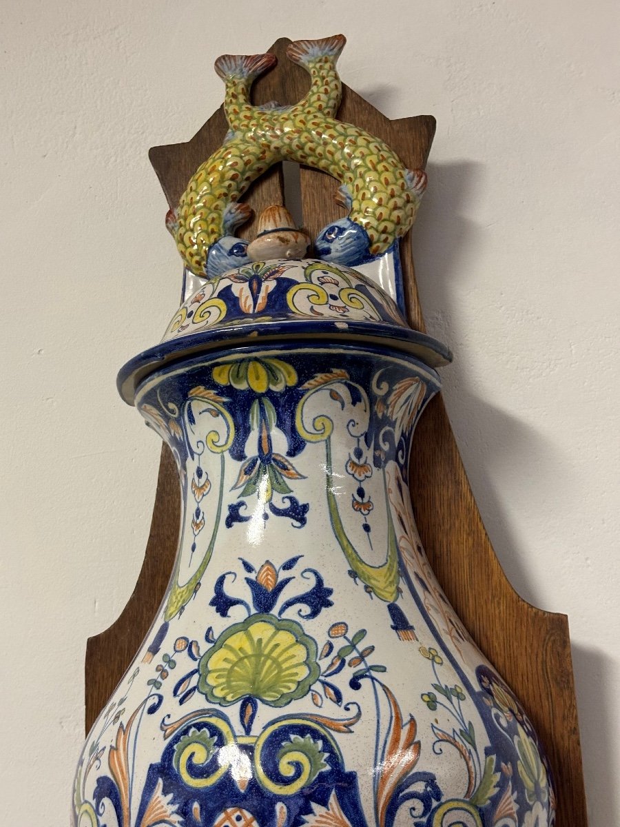 19th Century Polychrome Decorated Earthenware Wall Fountain-photo-2