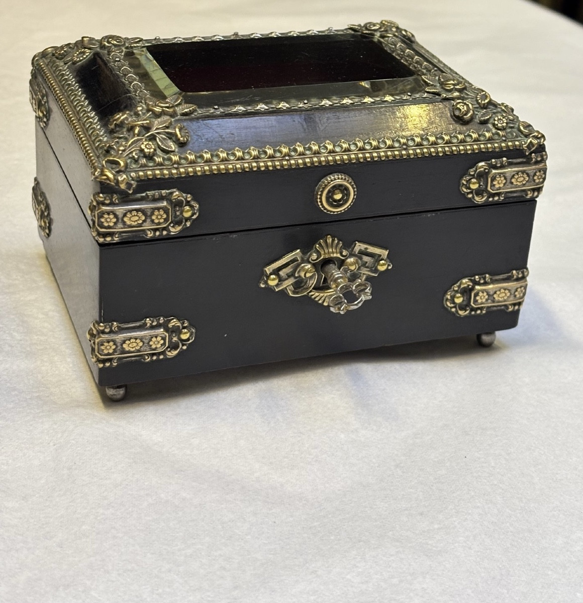 Napoleon III Jewelry Box From The Zimbergen House, Blackened Pear Wood Decorated With Bronzes
