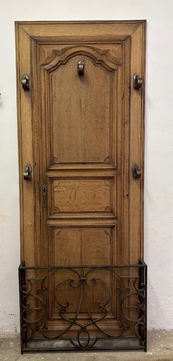 Oak Cloakroom Consisting Of An 18th Century Door With 5 Hooks And An Umbrella Stand