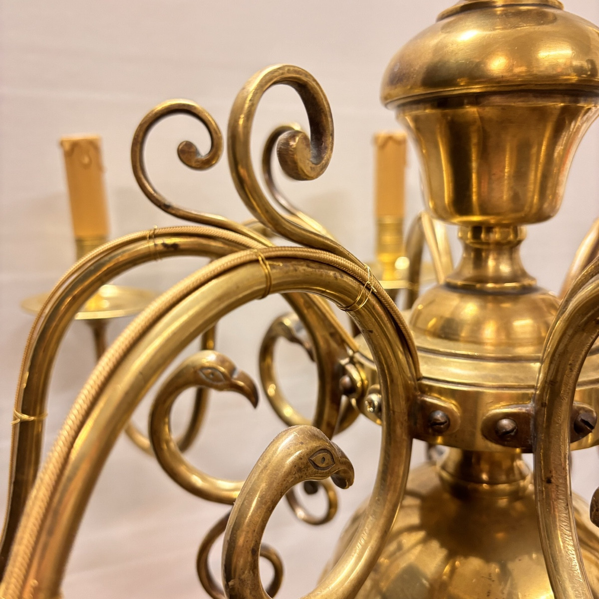 Dutch Bronze Chandelier With Eight Light Arms-photo-3