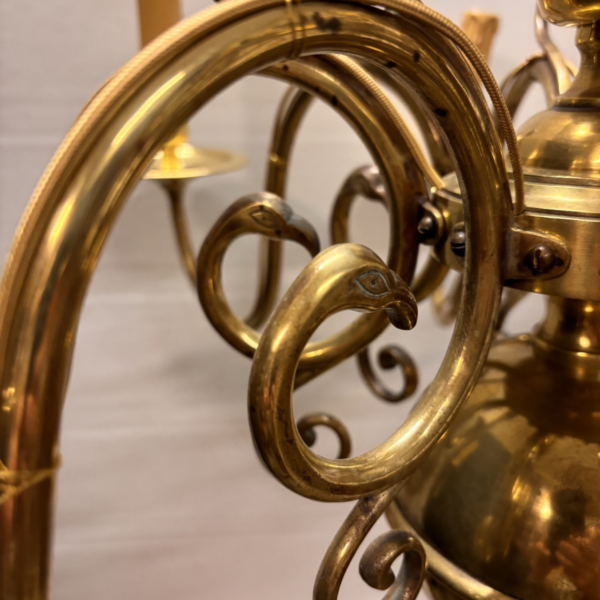 Dutch Bronze Chandelier With Eight Light Arms-photo-4