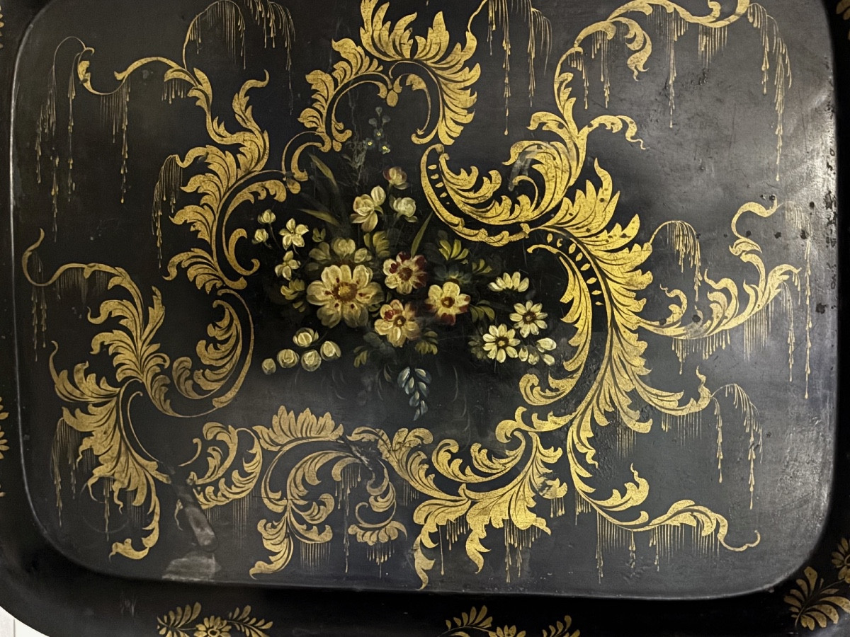 Grand plateau en tôle peinte à décor floral dans un enroulement de feuillages Napoléon III-photo-3