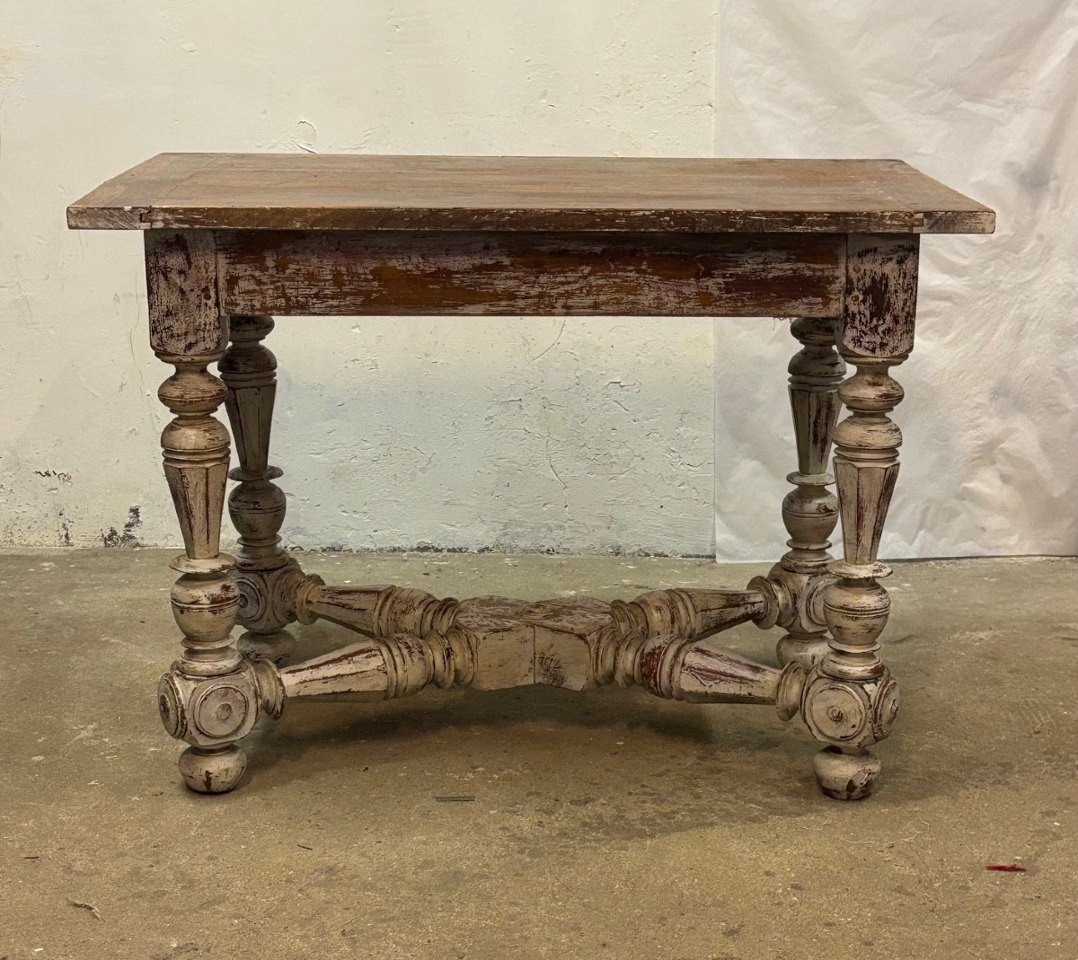 Louis XIV Style Painted Walnut Table Opening To A Drawer-photo-1