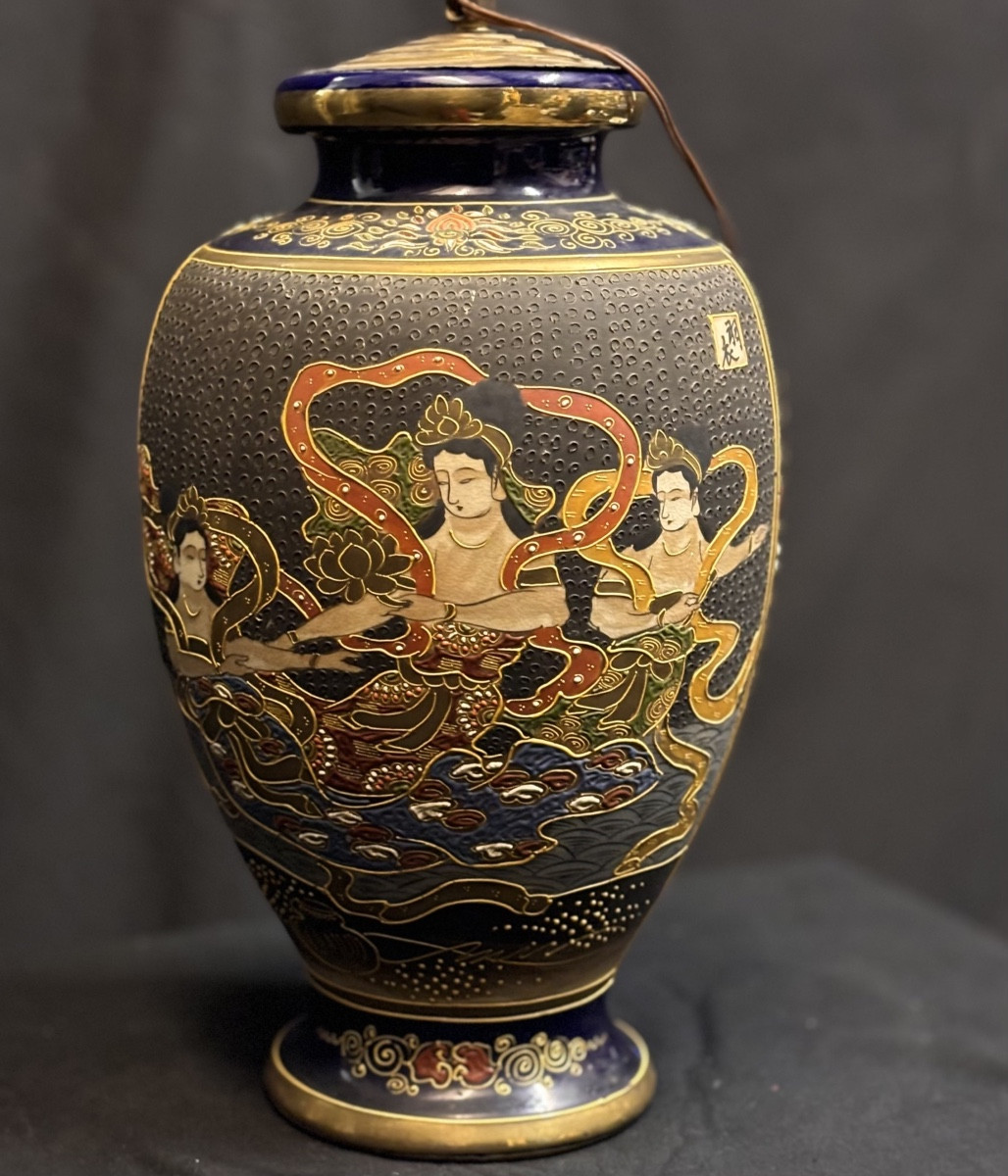 Lampe en faience de Satsuma à décor paysager d'un côté et de 3 geishas de l'autre , Japon XXème-photo-3