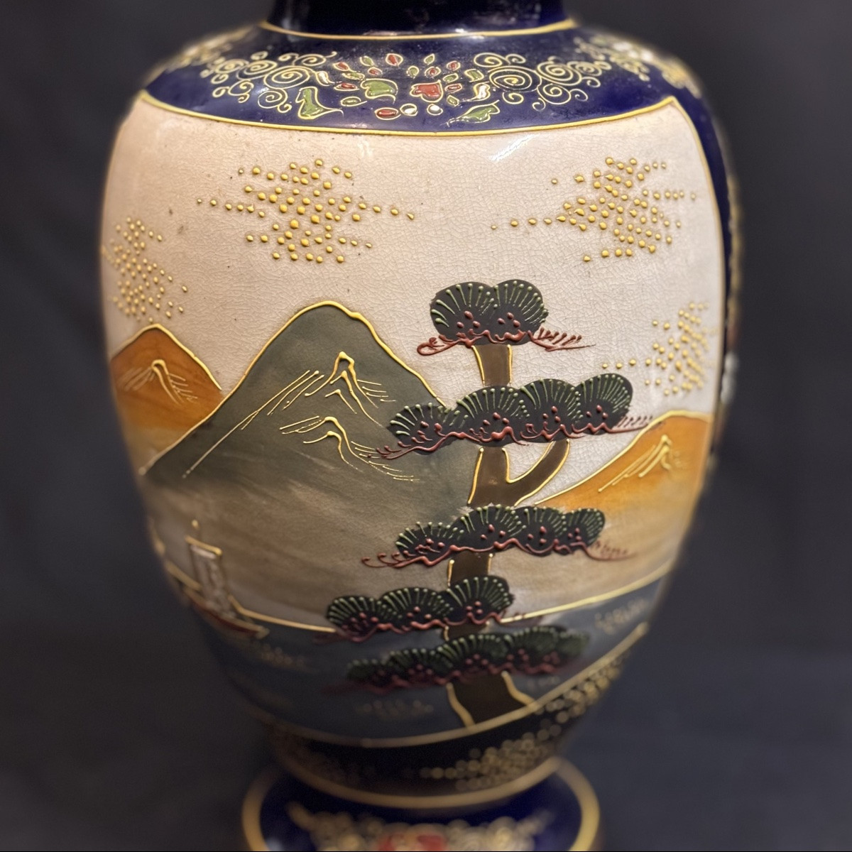 Lampe en faience de Satsuma à décor paysager d'un côté et de 3 geishas de l'autre , Japon XXème-photo-2