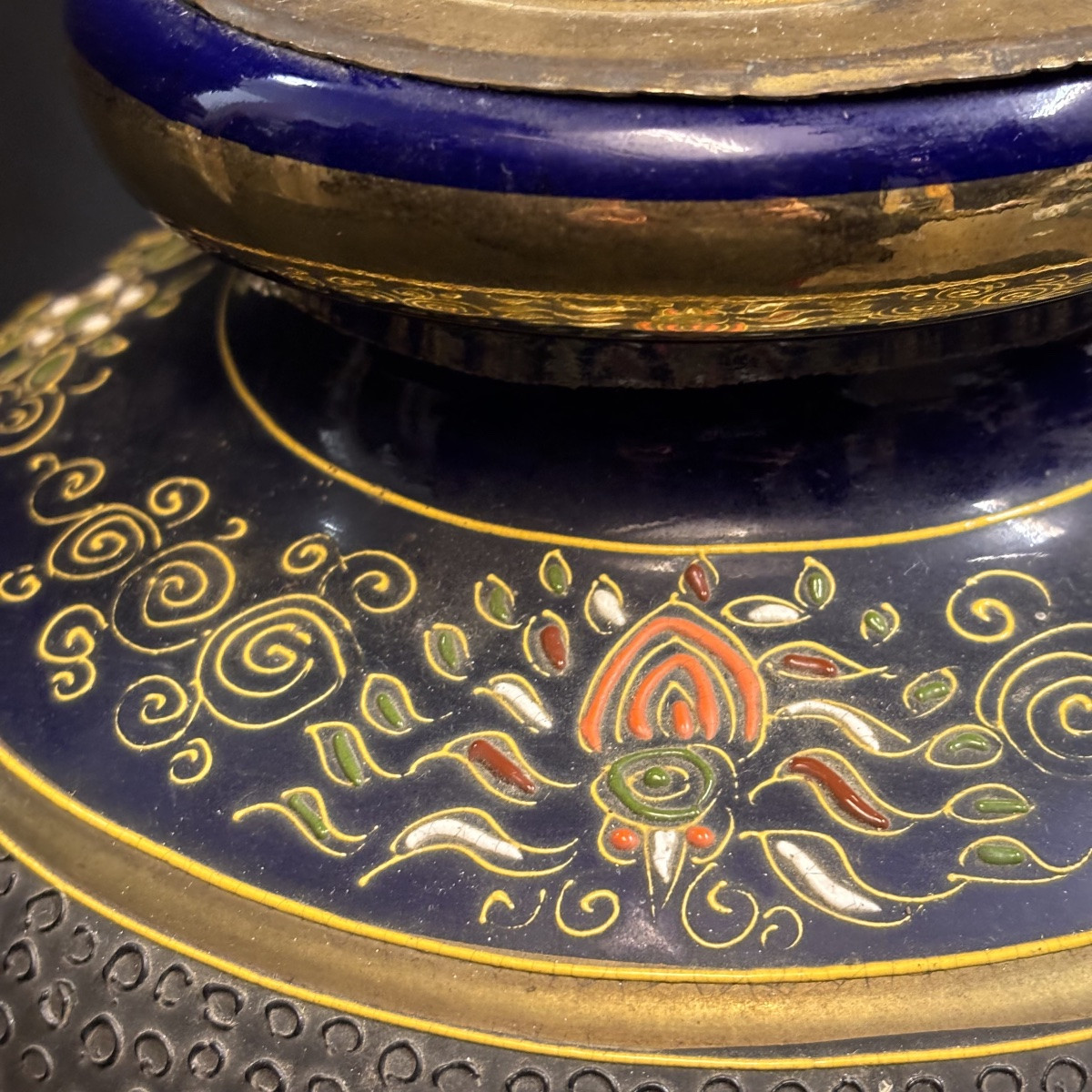 Lampe en faience de Satsuma à décor paysager d'un côté et de 3 geishas de l'autre , Japon XXème-photo-5