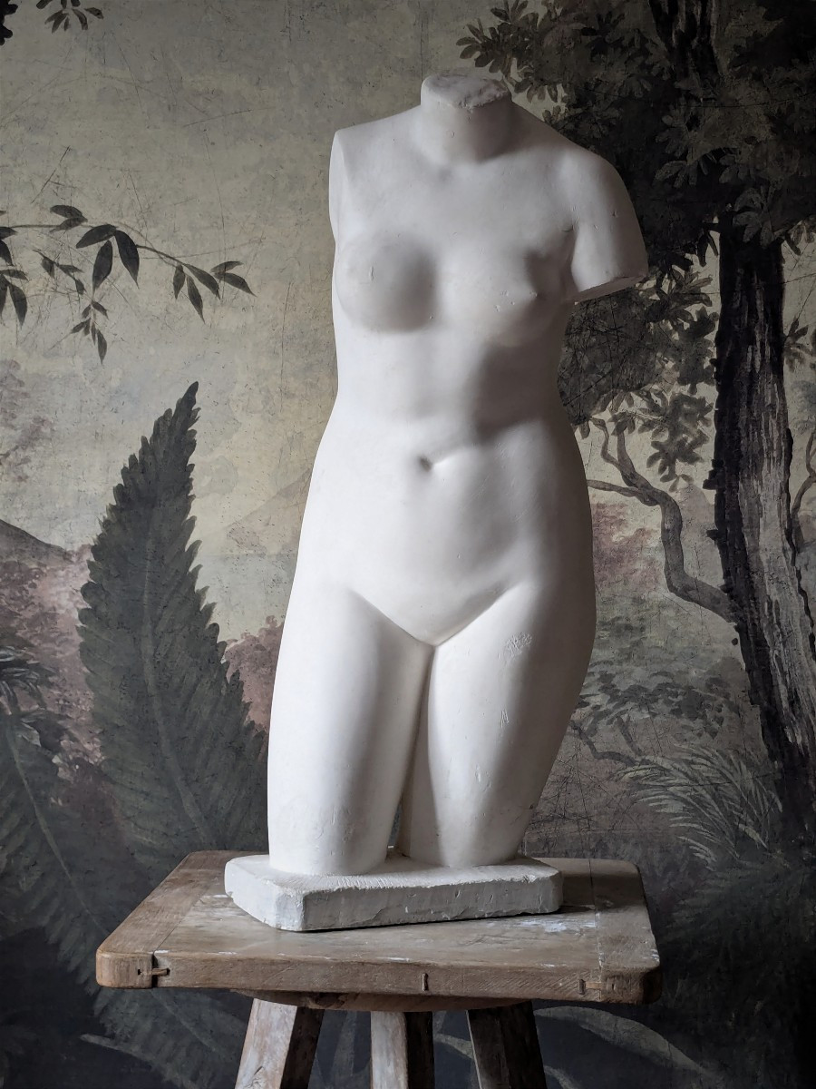 Aphrodite, plâtre 20 ème d'après Praxitèle