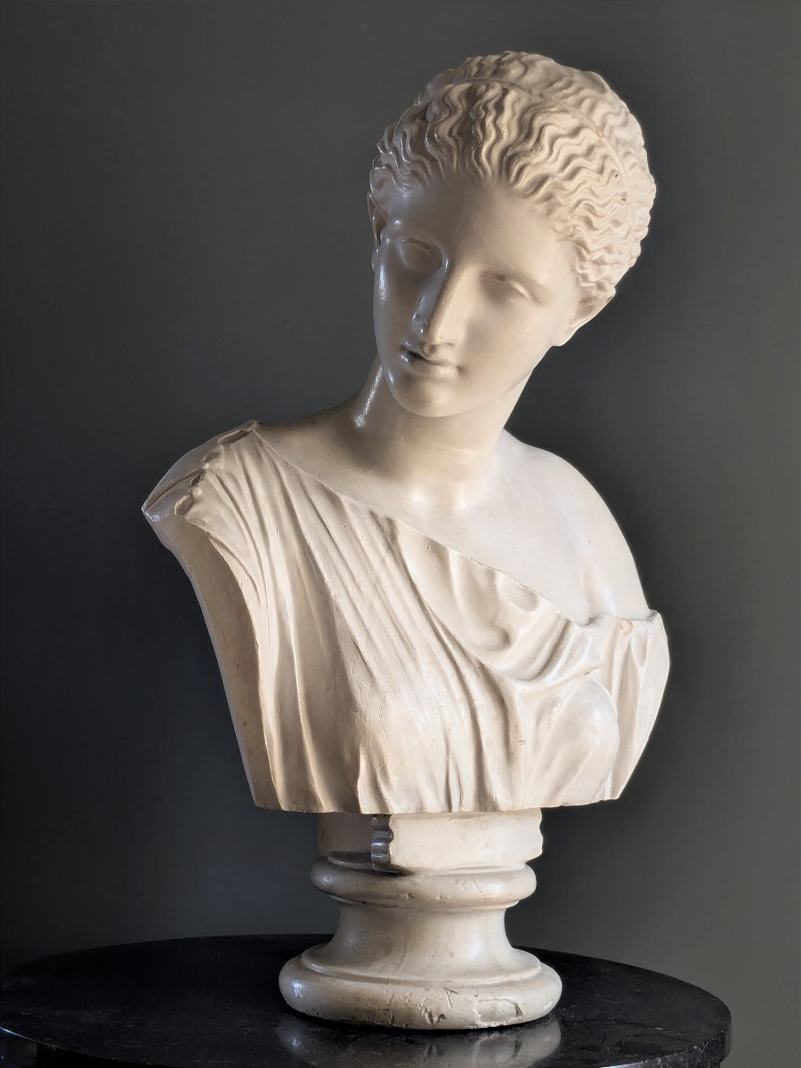 Diane, buste en plâtre 20 ème siècle