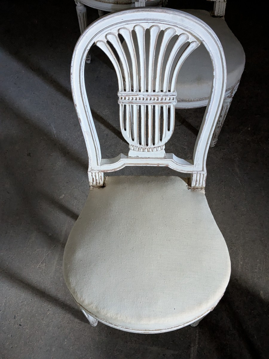 Suite de 4 chaises de style Louis XVI-photo-4