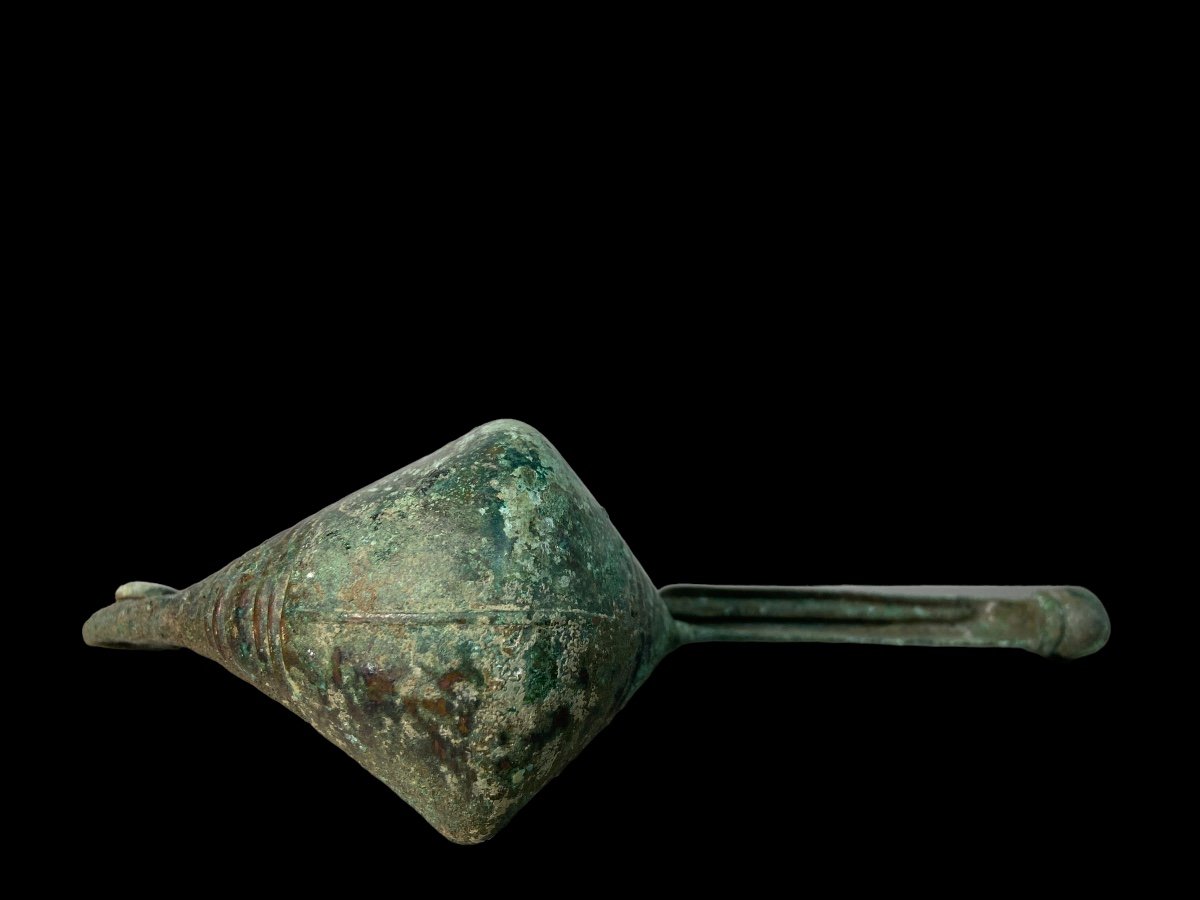 Bronze Mandolin-fibula - Hallstatt Period, Austria