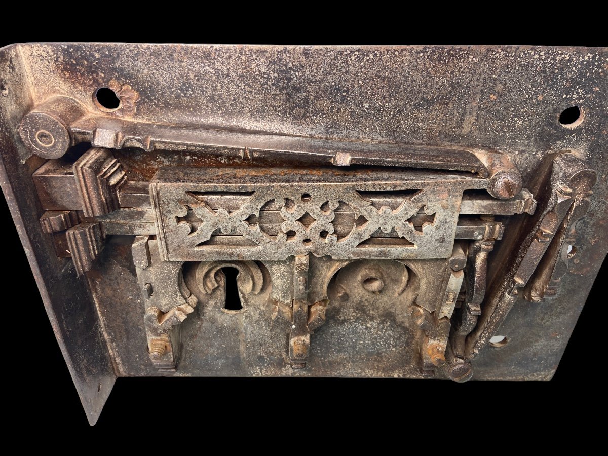 Slide Lock With Complex Interior - 17/18th Century-photo-5