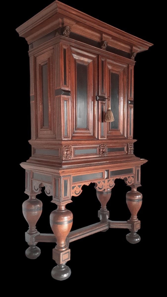 A Two-door Cabinet - Holland - XVIIth Century -photo-2