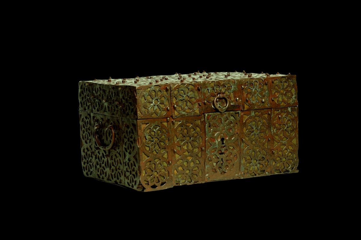 Iron And Wood Chest - XVIth Century - Spain (?)-photo-3