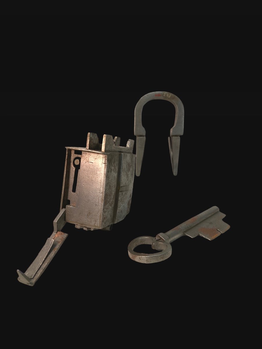 Cadenas avec clé d'Origine - 18/19ième Siècle -photo-4
