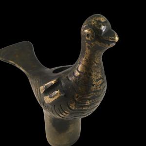 Fragment d'Oiseau En Bronze Du 15e Siècle - à Monter Sur Un Chandelier - Flandre