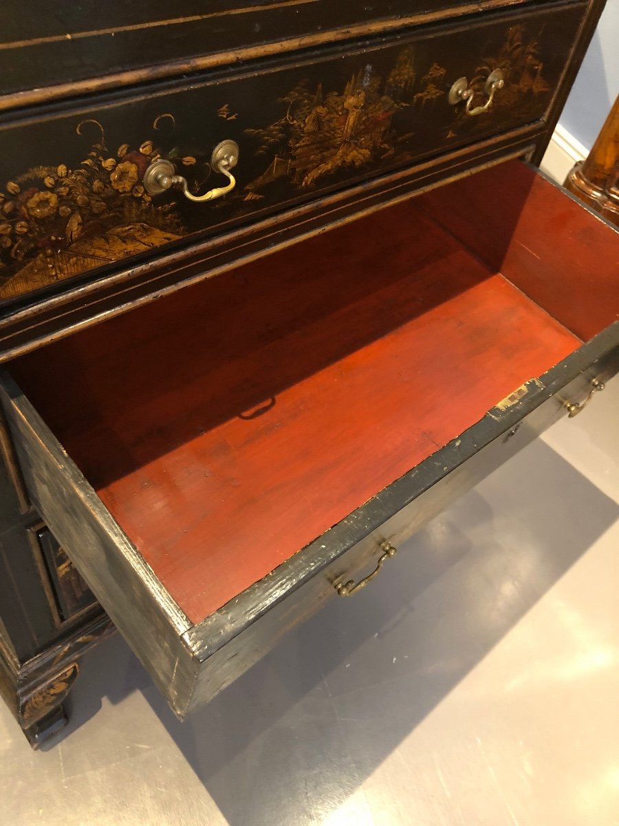 Pair Of English Chinoiserie Lacquered Commodes. Dal-photo-3