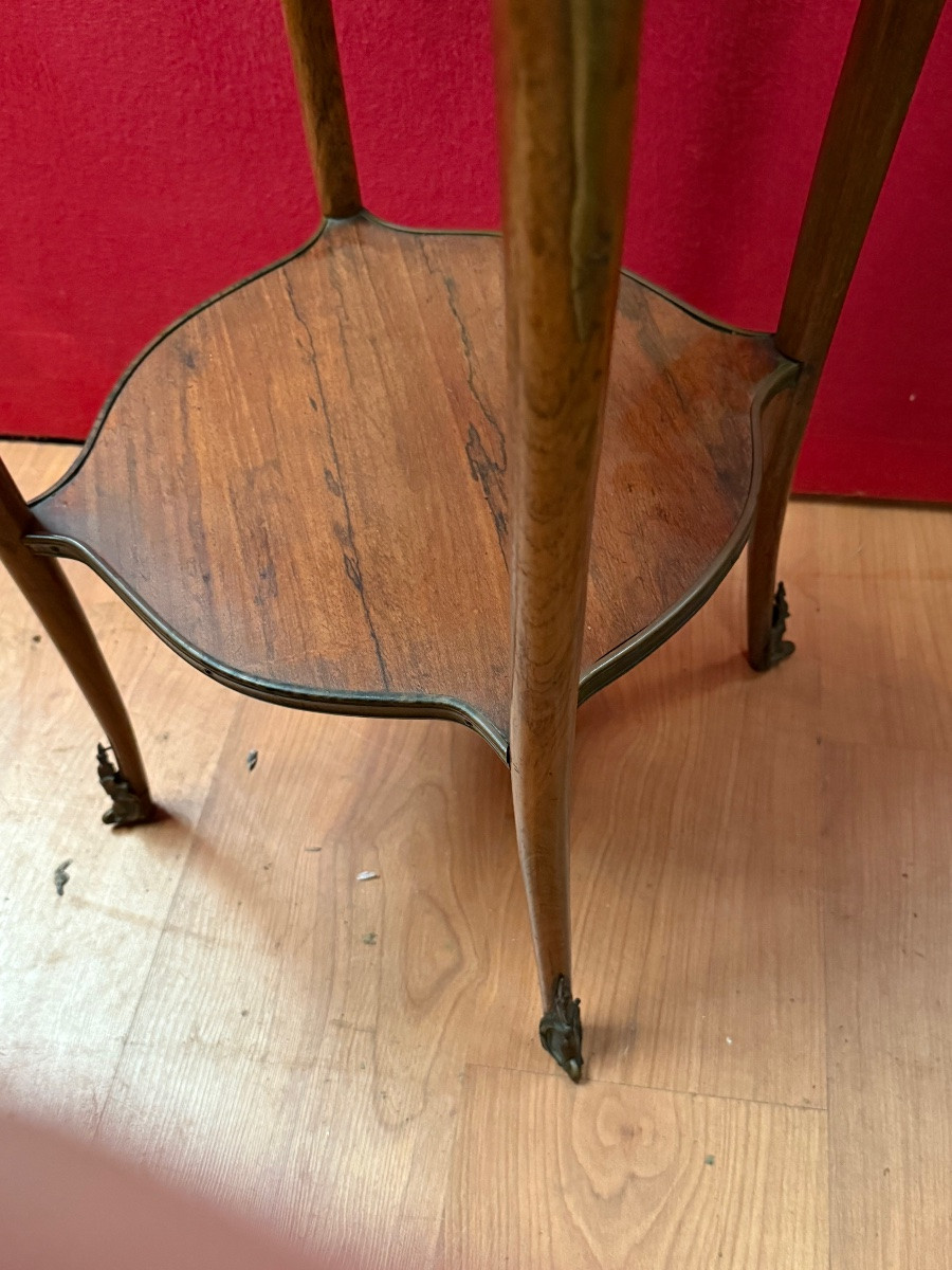 Pedestal Table -photo-2