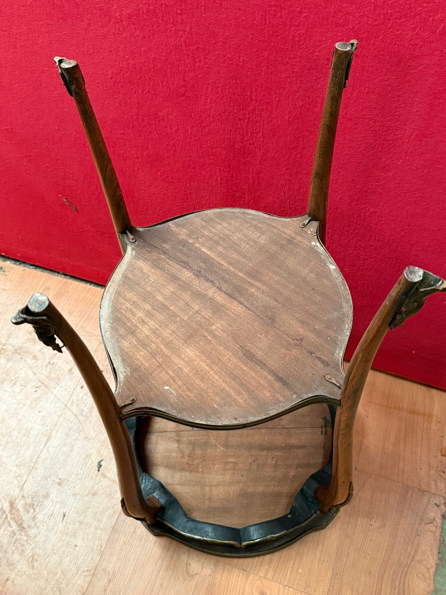 Pedestal Table -photo-3