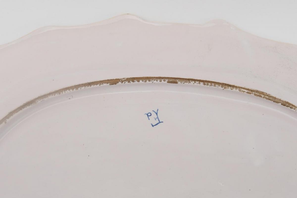 Tureen-photo-2
