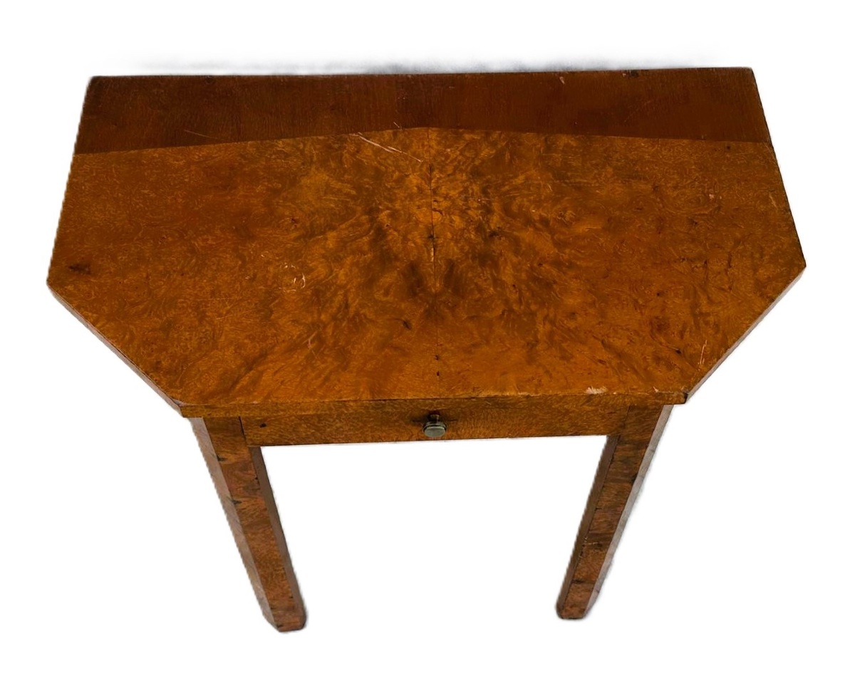 Console-photo-2