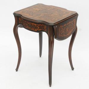 Table De Milieu