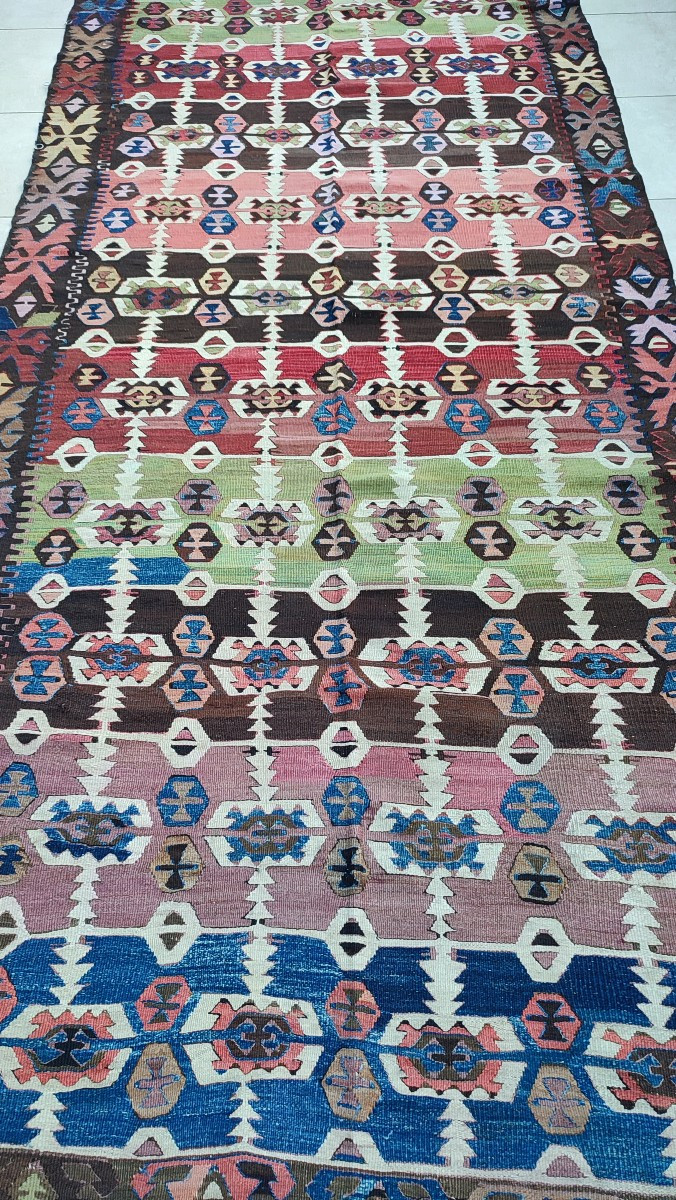 Turkish Kilim, Central Anatolia, Late 19th Century -photo-2