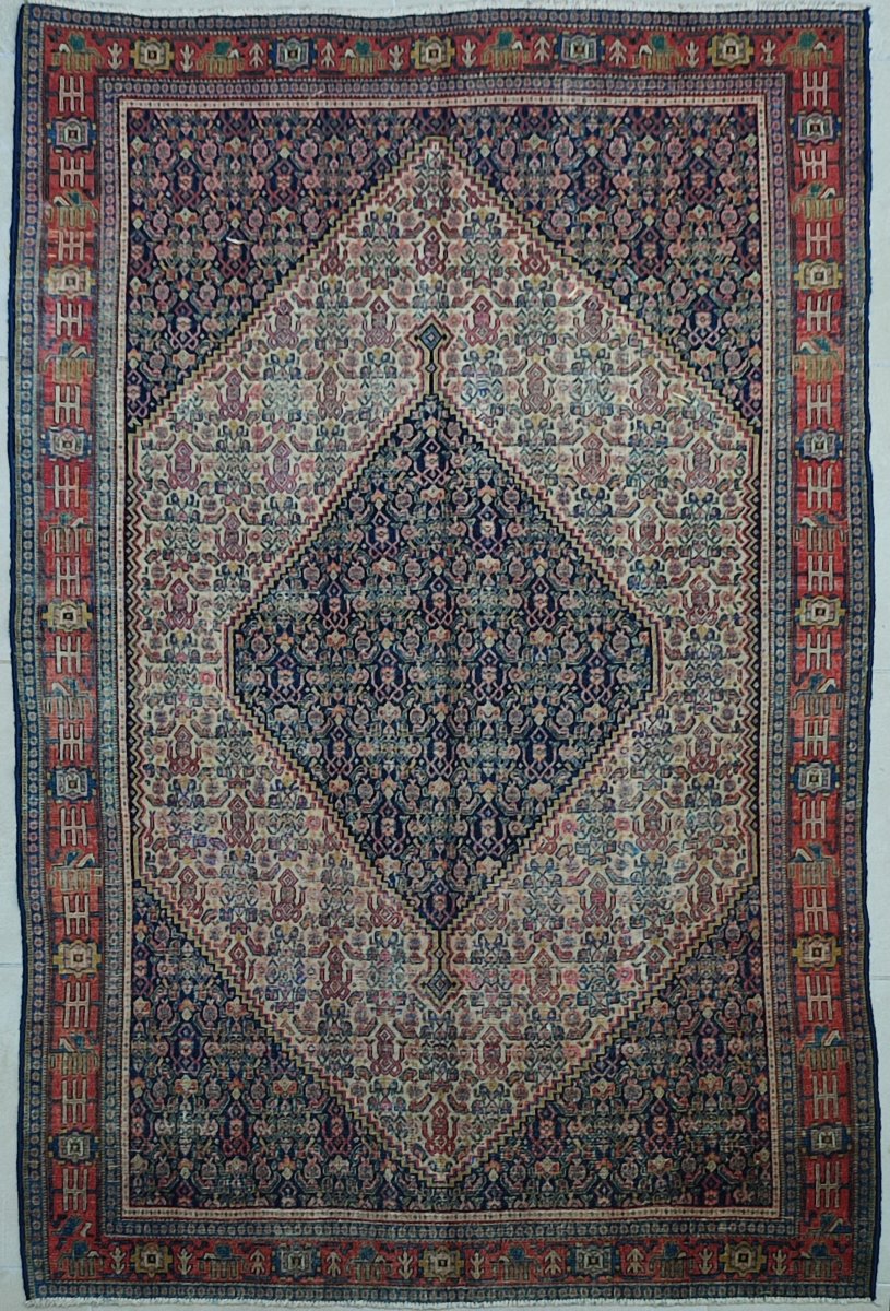 Senneh Persian Rug 