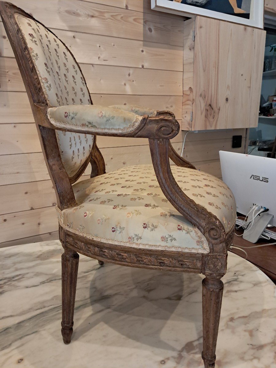 Paire De Fauteuils A Medaillons Epoque Louis XVI-photo-3