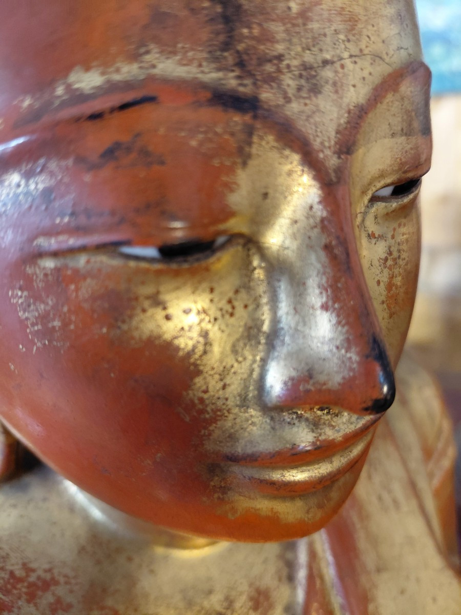 Burmese Buddha In Gilded Wood-photo-3
