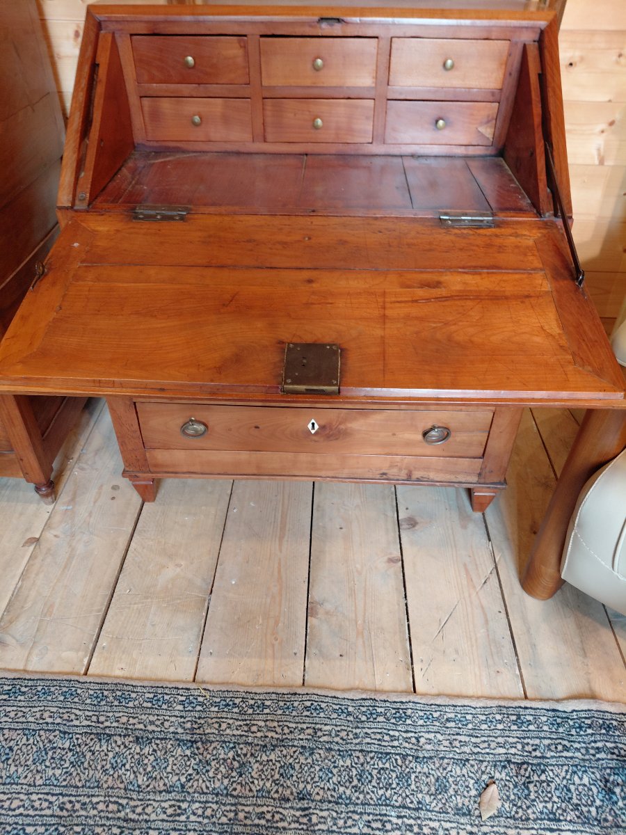 Small Louis XVI-era Writing Desk Made Of Cherry Wood-photo-1