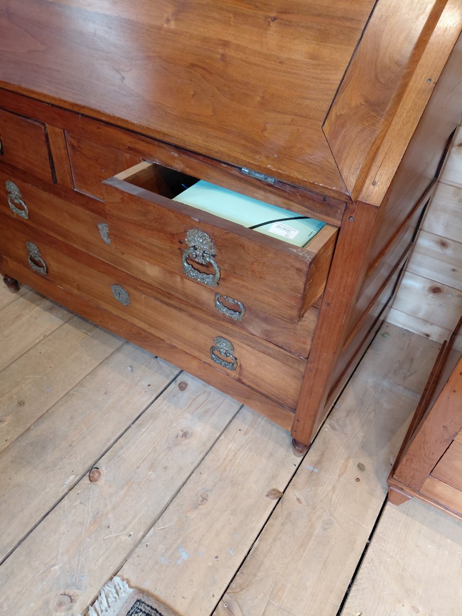 Louis XVI-era Walnut Writing Desk-photo-2