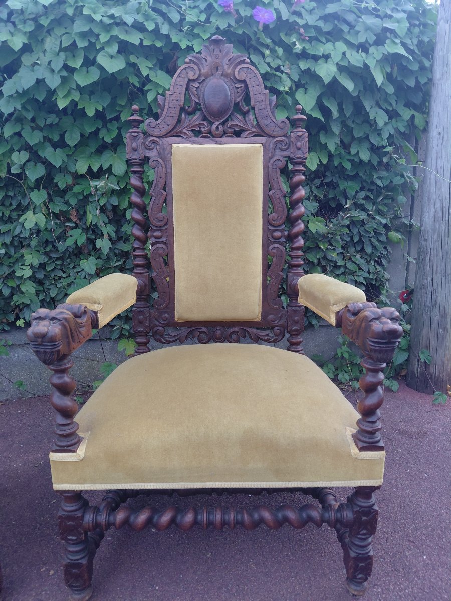Paire de fauteuils d apparat de style Louis XIII-photo-2