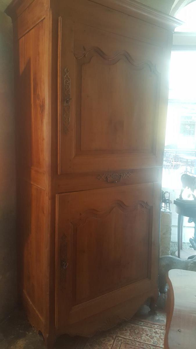 Man Standing D Epoque Louis XV