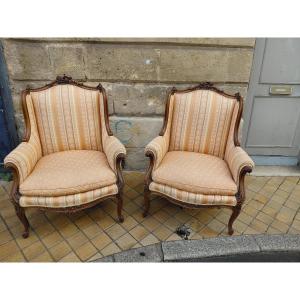 Paire de bergères style Louis XV en noyer
