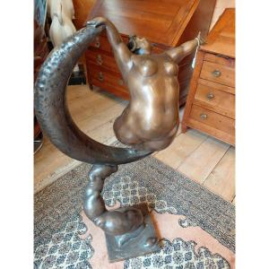 Bronze comptemporain a patine brune