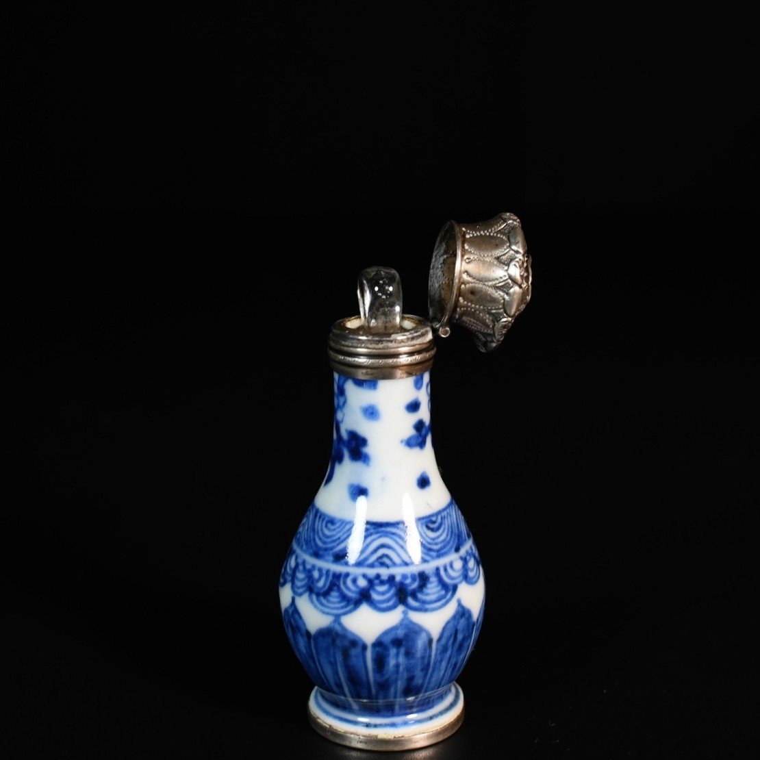 Flacon En Porcelaine à Décor Bleu Et Blanc De Frises  - Chine XVIIIe Période Kangxi-photo-3
