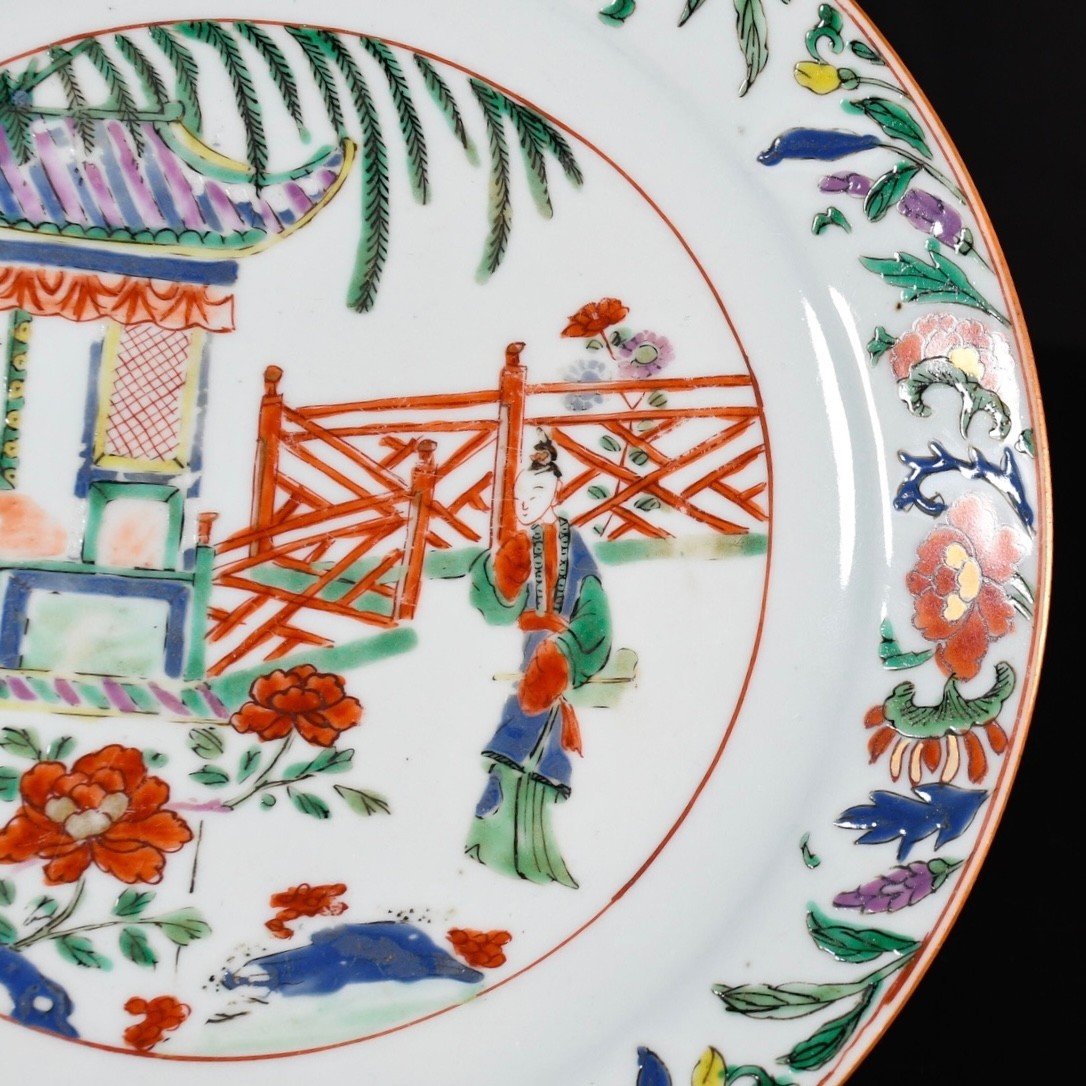 Assiette Aux émaux De La Famille Verte à Décor De Personnages - Chine XVIIIe Période Kangxi-photo-3