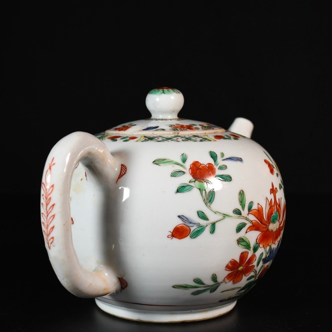 Large Porcelain Teapot With Famille Verte Enamels - China 18th Century Kangxi Period-photo-4