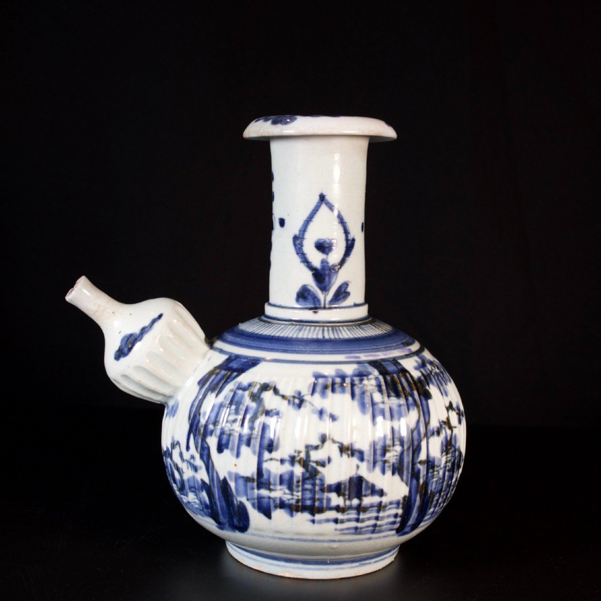 Set Of Blue And White Kendi Forming Pair In Arita Porcelain - Japan 17th Edo Period-photo-3