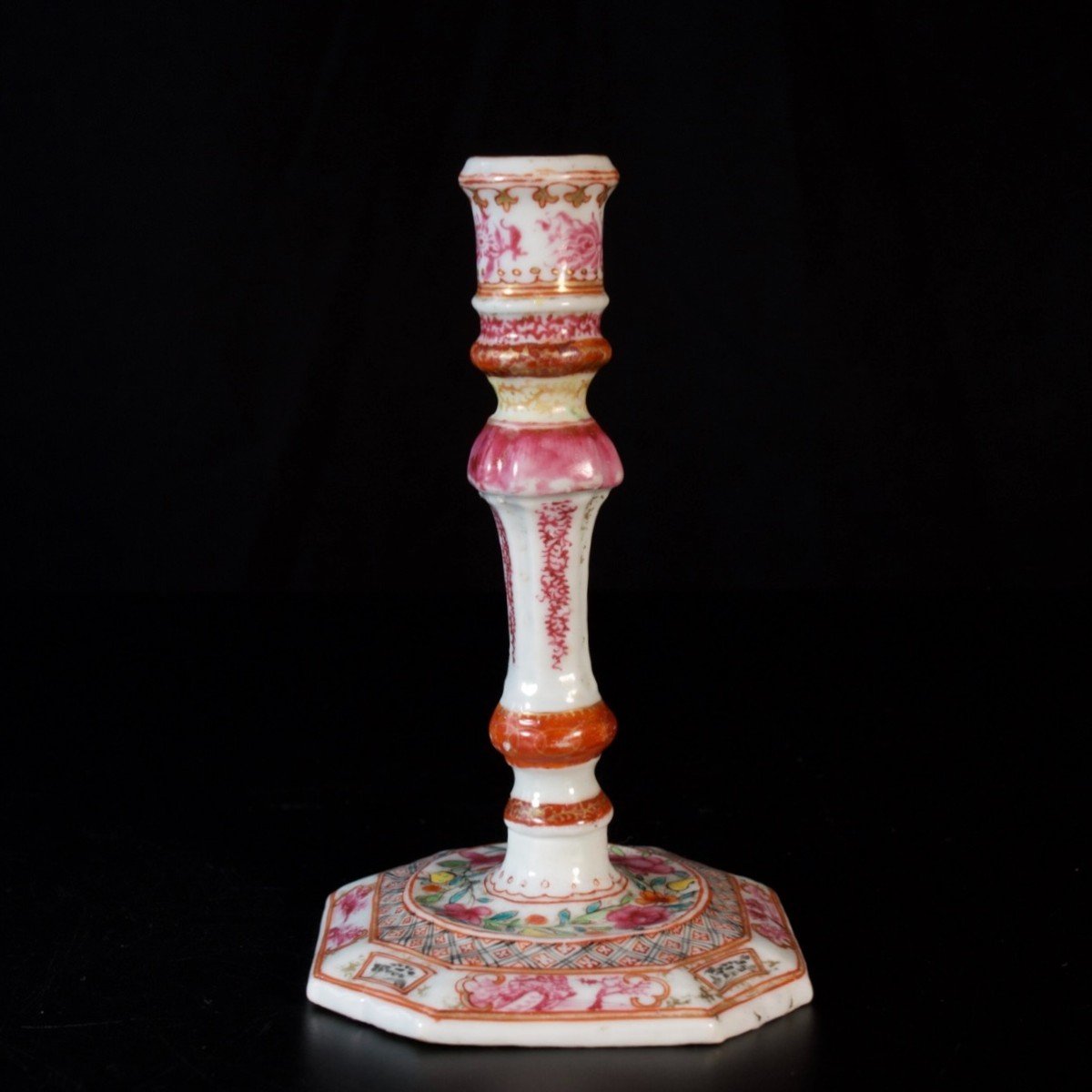 A Porcelain Candlestick With Famille Rose Enamels - China 18th Century Qianlong Period-photo-2