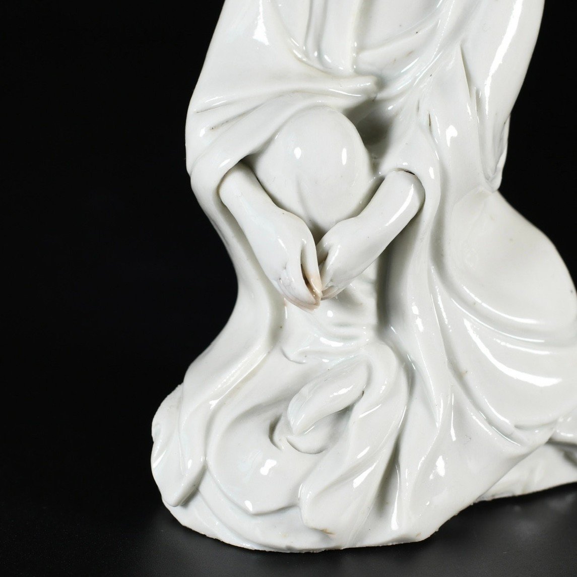 Guanyin En Porcelaine Dit "Blanc De Chine" - Chine Fin De La Dynastie Ming Dehua-photo-2