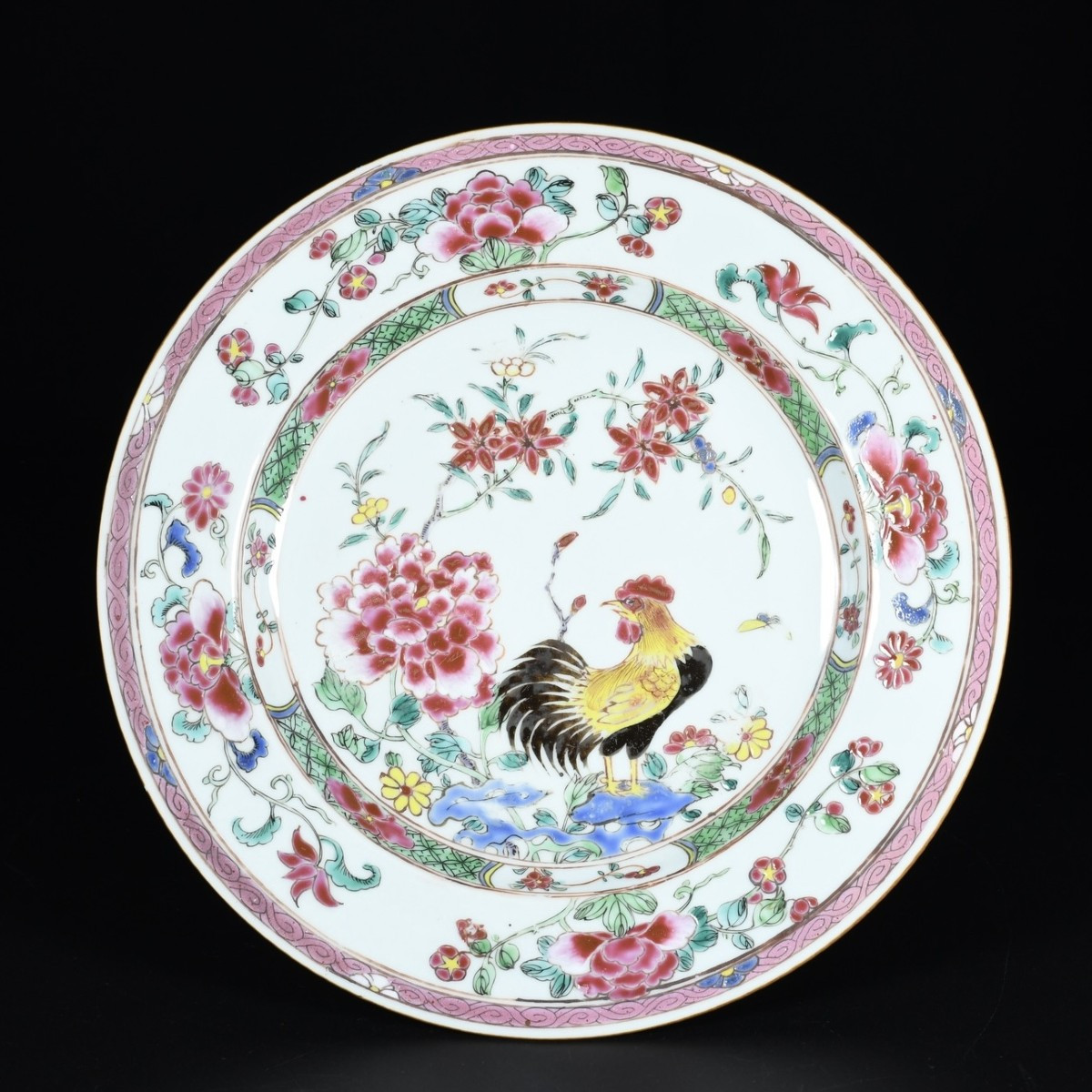 Famille Rose Plate Decorated With A Cockerel - China 18th Century, Yongzheng Period 