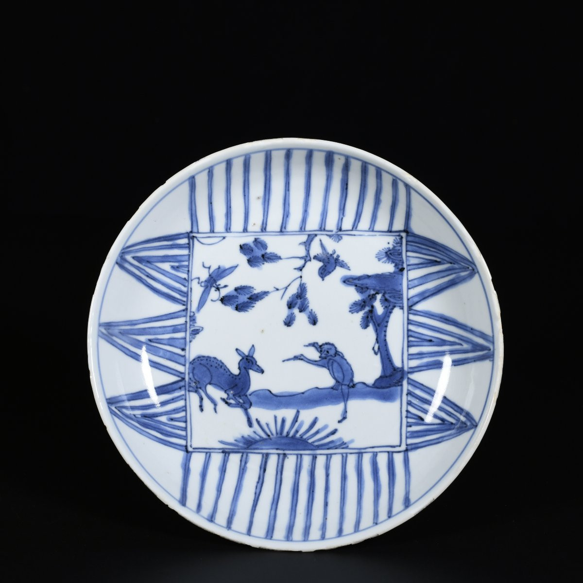 Paire de coupes à décor bleu et blanc d'un singe et d'un cerf - Chine Fin de la Dynastie Ming-photo-4