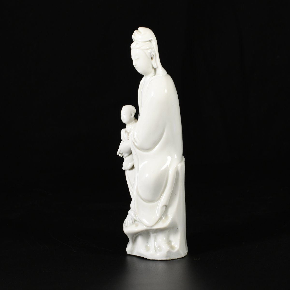 Blanc De Chine Figure Of Guanyin With A Child - China 17th Late Ming Dynasty Circa 1640-photo-4
