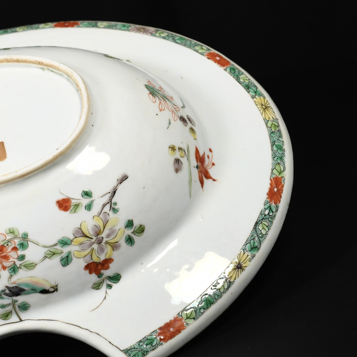 Plat à barbe aux émaux de la Famille Verte - Chine XVIIIe Période Kangxi-photo-4