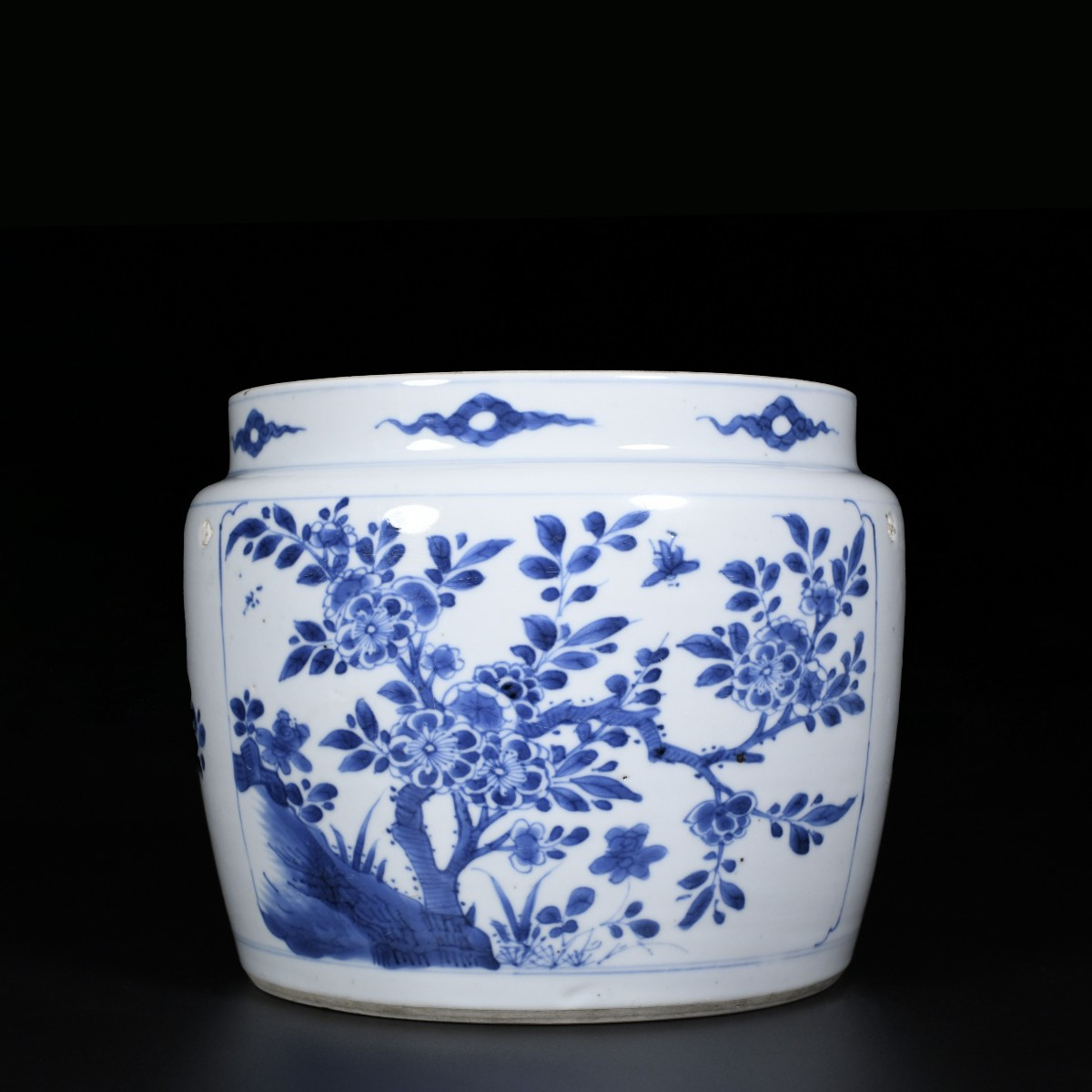 Pot pourri à décor bleu et blanc de branches fleuries - Chine XVIIIe Période Kangxi