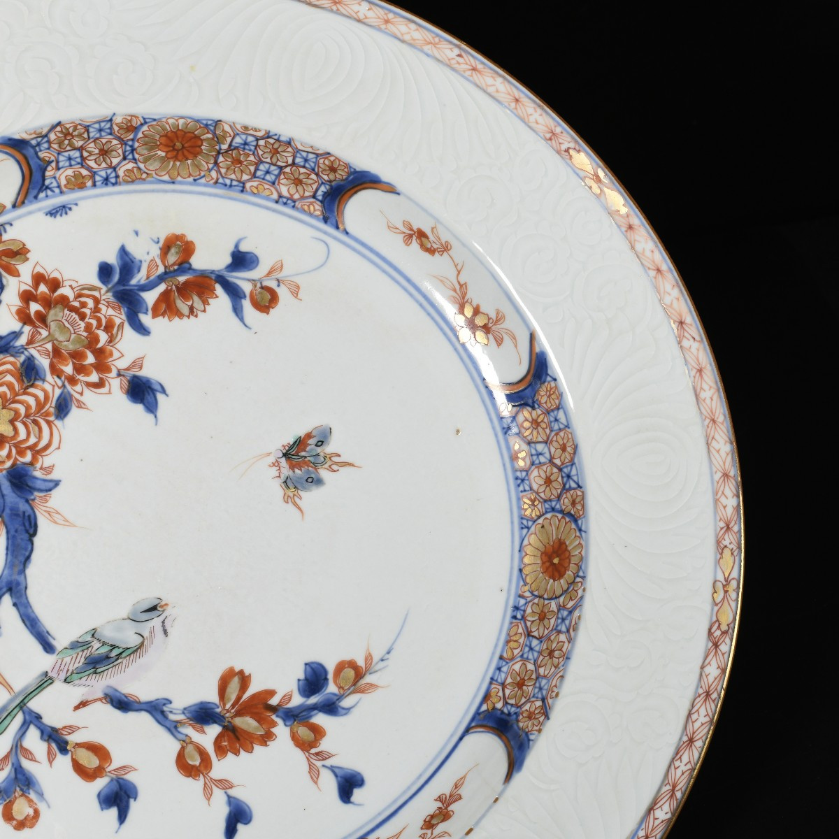 A Large Incised Charger Decorated With A Bird On A Branch - China 18th Yongzheng Period-photo-3