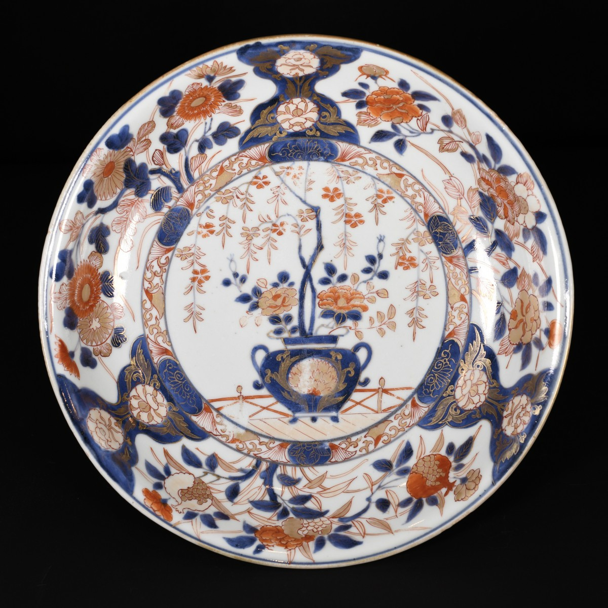 Large coupe à décor Imari d'une jardinière - Japon, Edo, circa 1700